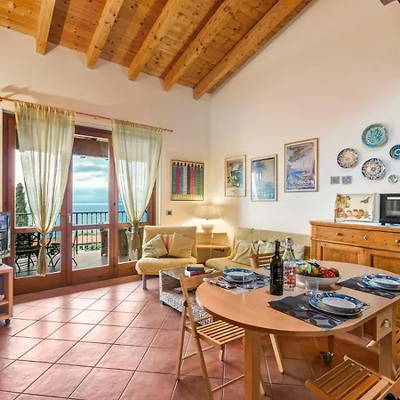 Grotten Loft With View & Pool - Happy דירה טוסקולנו מדרנו