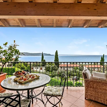 דירה Grotten Loft With View & Pool - Happy