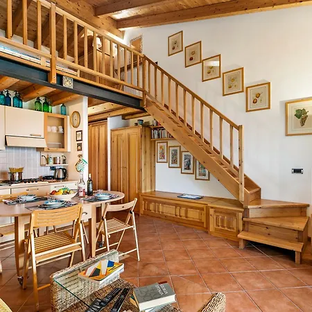 Grotten Loft With View & Pool - Happy דירה